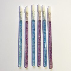 Glitzernde Reinigungsstäbchen von Cosmea Beauty in verschiedenen Farben Glitzernde Reinigungsstäbchen von Cosmea Beauty in verschiedenen Farben
